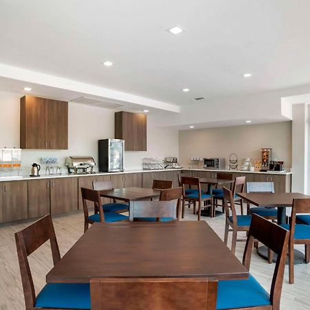 Comfort Inn & Suites Destin Near Henderson Beach มิรามาร์บีช ภายนอก รูปภาพ